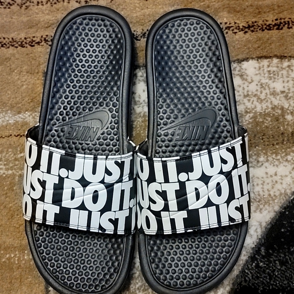 Nike Slides